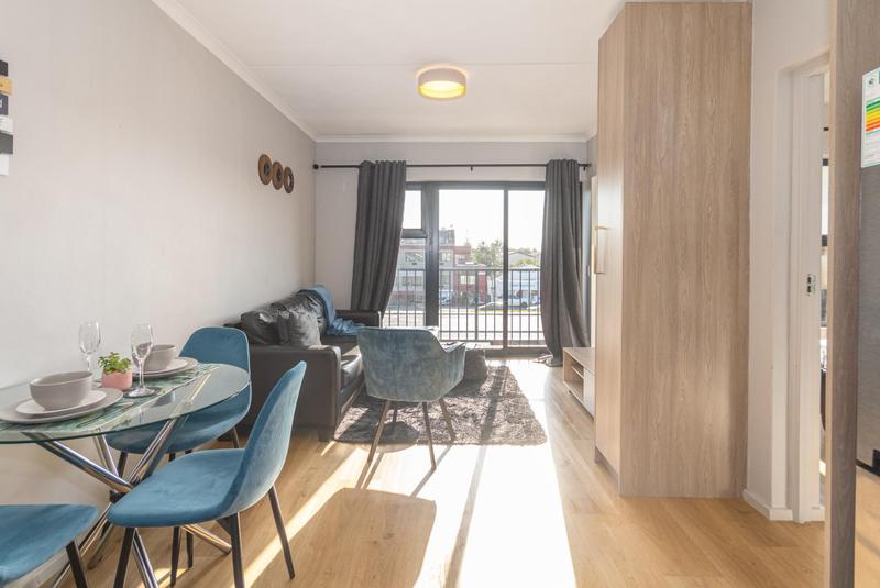 To Let 1 Bedroom Property for Rent in Waves Edge Western Cape